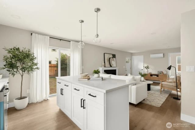 Property photo for 1404 N 136th Street, Seattle photo 5