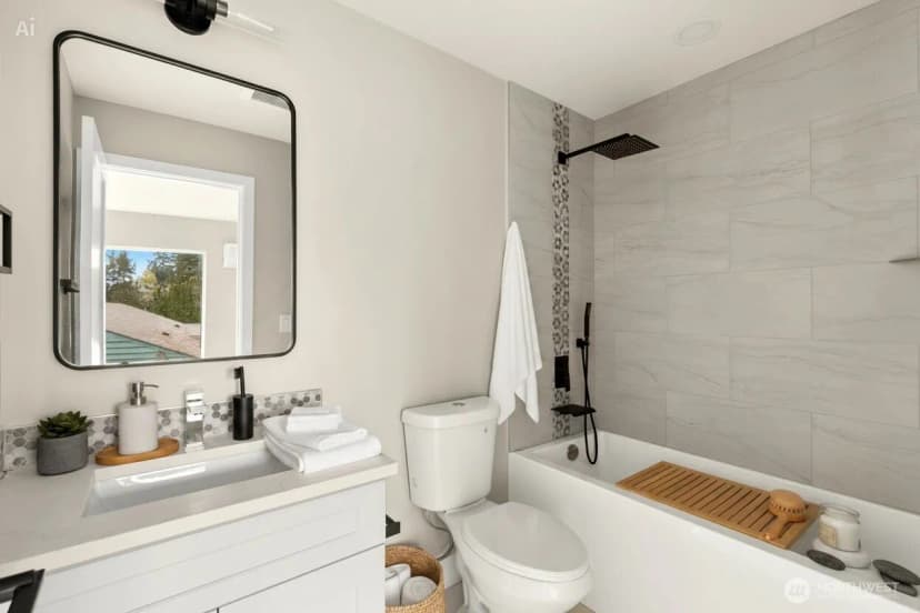 Property photo for 1404 N 136th Street, Seattle photo 8