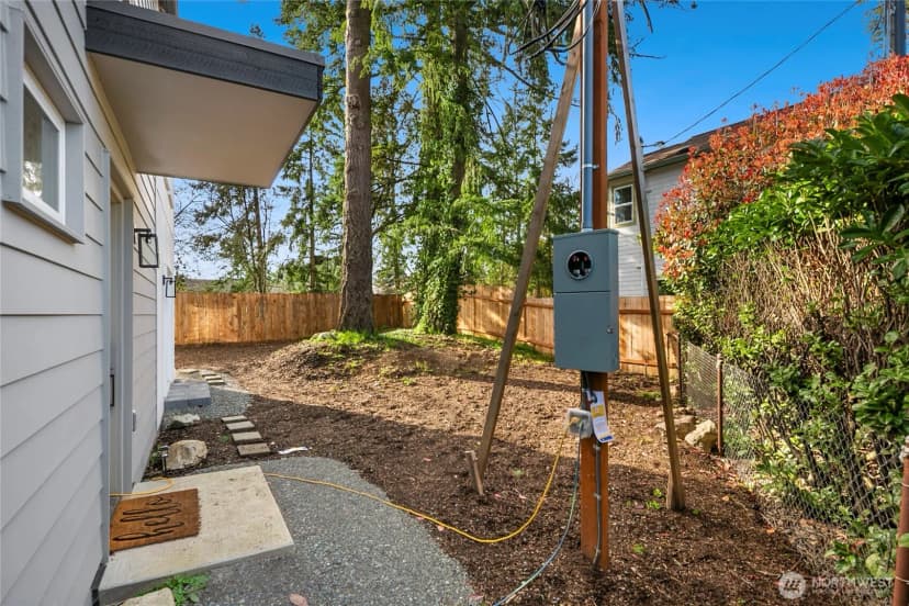 Property photo for 1404 N 136th Street, Seattle photo 13