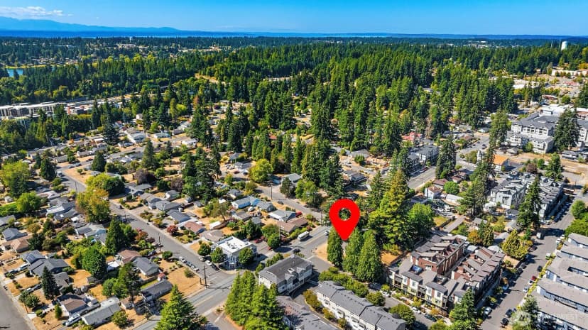 Property photo for 5507 240th Street Sw, Mountlake Terrace photo 6