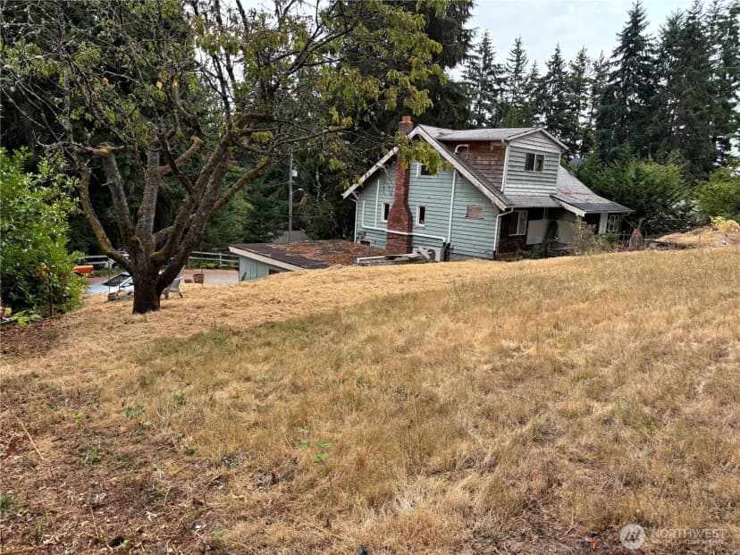 Property photo for 15739 Densmore Avenue N, Shoreline