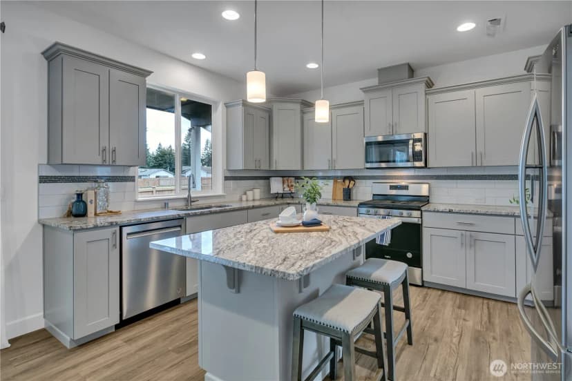 Property photo for 21210 115th Street Ct E, Bonney Lake photo 8