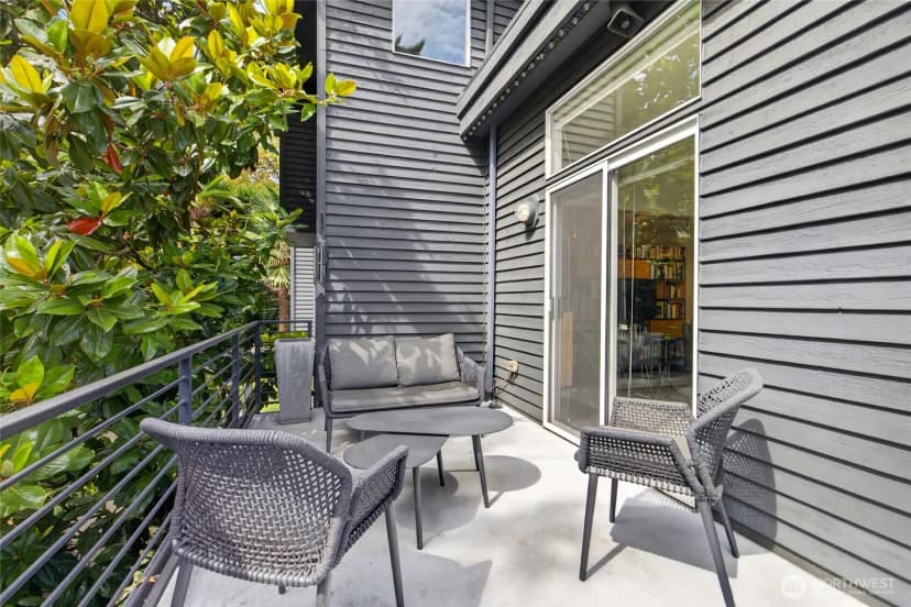 Property photo for 2518 E Roy Street, Seattle photo 35