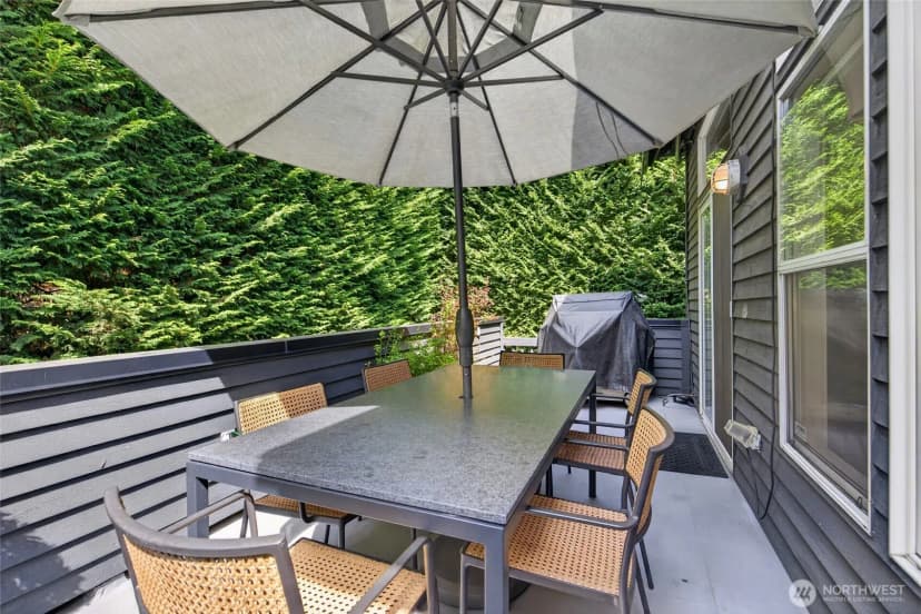 Property photo for 2518 E Roy Street, Seattle photo 31