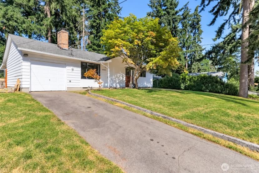 Property photo for 30303 6th Avenue Sw, Federal Way photo 28