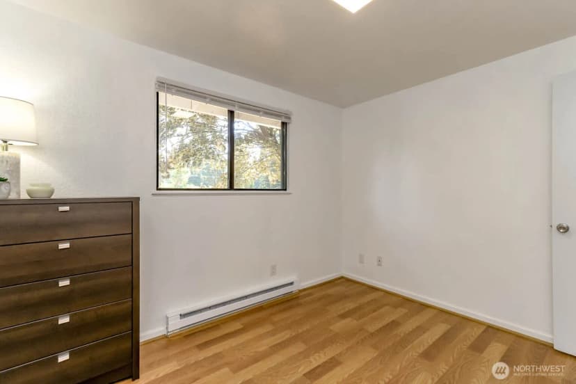 Property photo for 30303 6th Avenue Sw, Federal Way photo 14