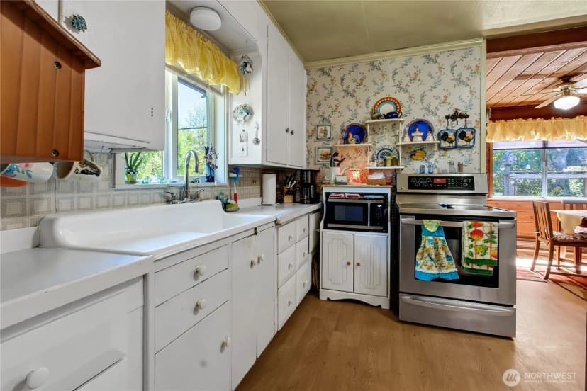 Property photo for 18404 14th Avenue E, Spanaway photo 18