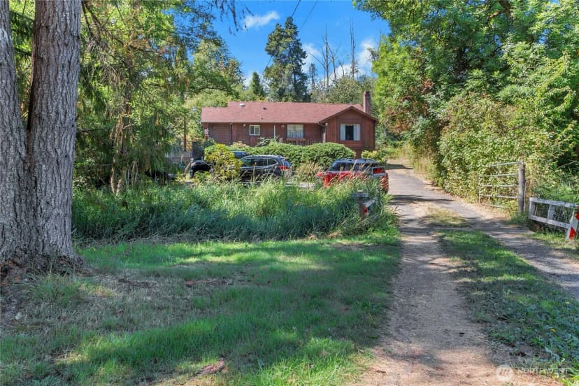 Property photo for 18404 14th Avenue E, Spanaway