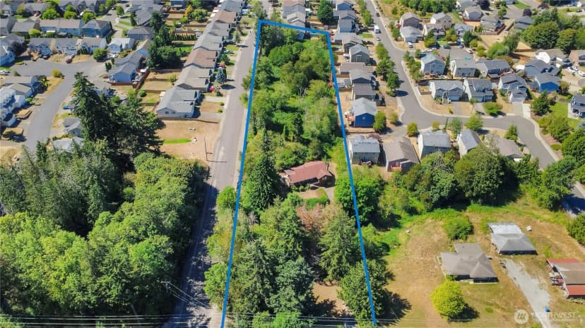Property photo for 18404 14th Avenue E, Spanaway photo 37