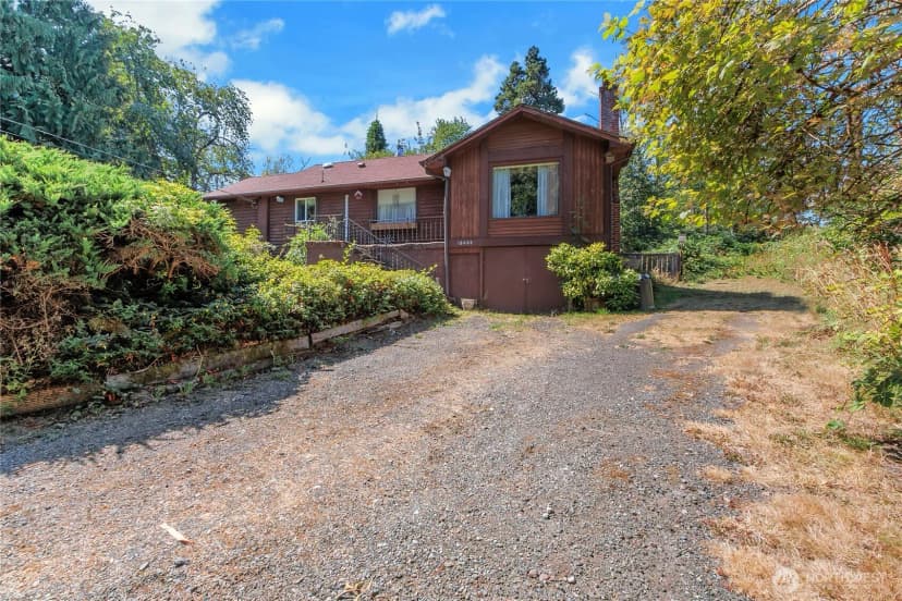 Property photo for 18404 14th Avenue E, Spanaway photo 2