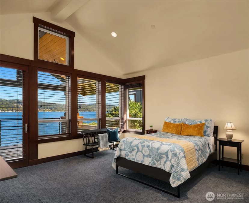 Property photo for 1624 Mallard Lane, Bellevue photo 24