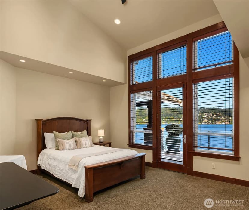 Property photo for 1624 Mallard Lane, Bellevue photo 22