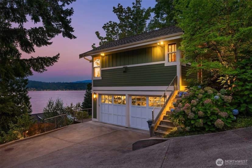 Property photo for 1624 Mallard Lane, Bellevue photo 30