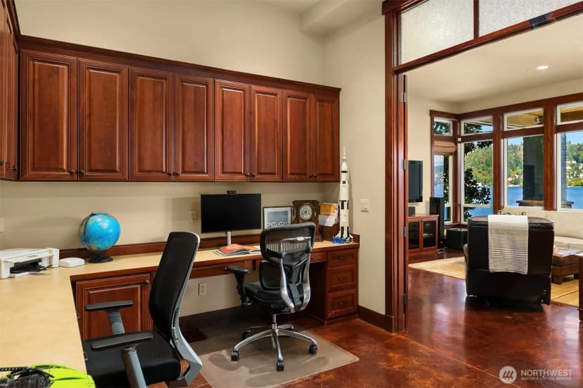 Property photo for 1624 Mallard Lane, Bellevue photo 17