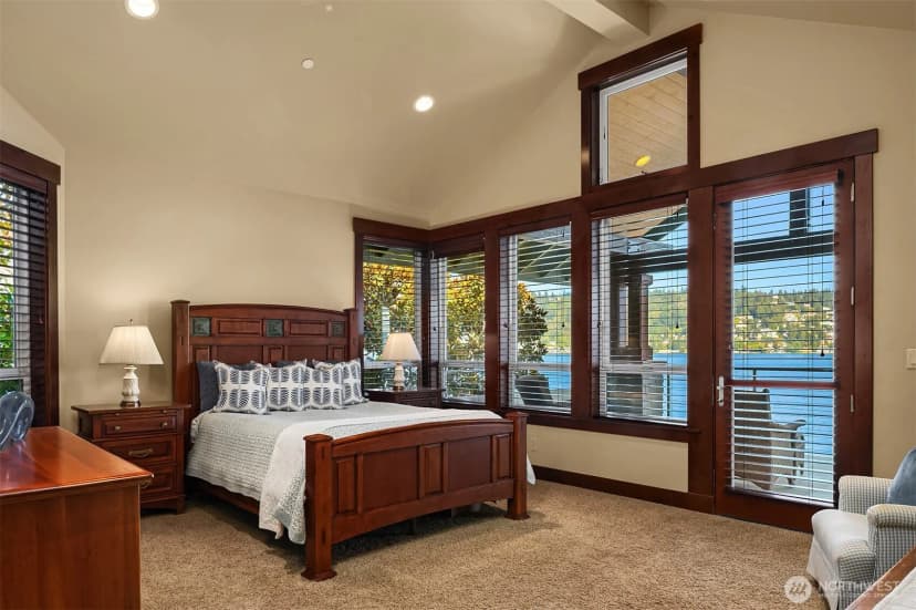 Property photo for 1624 Mallard Lane, Bellevue photo 18