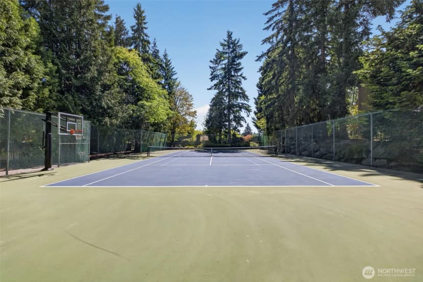 Property photo for 13730 15th Avenue Ne #a102, Seattle photo 30