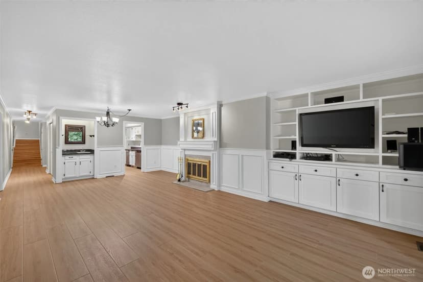 Property photo for 13730 15th Avenue Ne #a102, Seattle photo 13