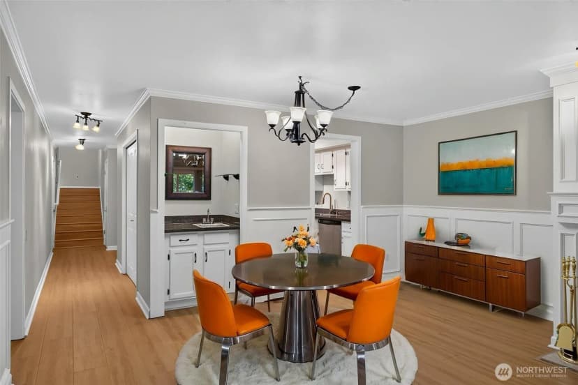 Property photo for 13730 15th Avenue Ne #a102, Seattle photo 7