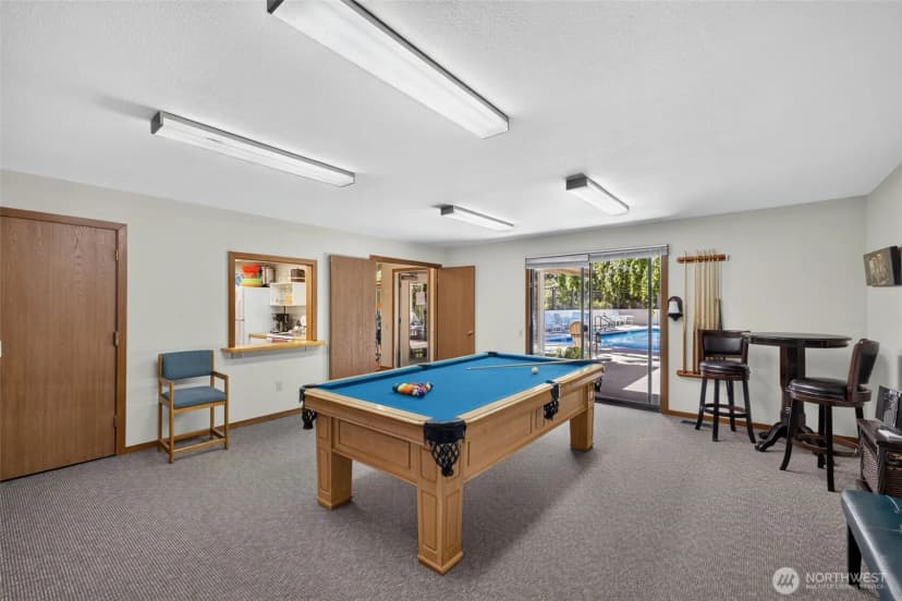 Property photo for 13730 15th Avenue Ne #a102, Seattle photo 32