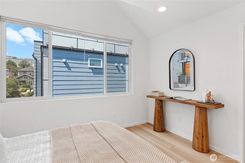 Property photo for 4540 40th Avenue Sw, Seattle photo 27