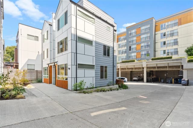 Property photo for 4540 40th Avenue Sw, Seattle