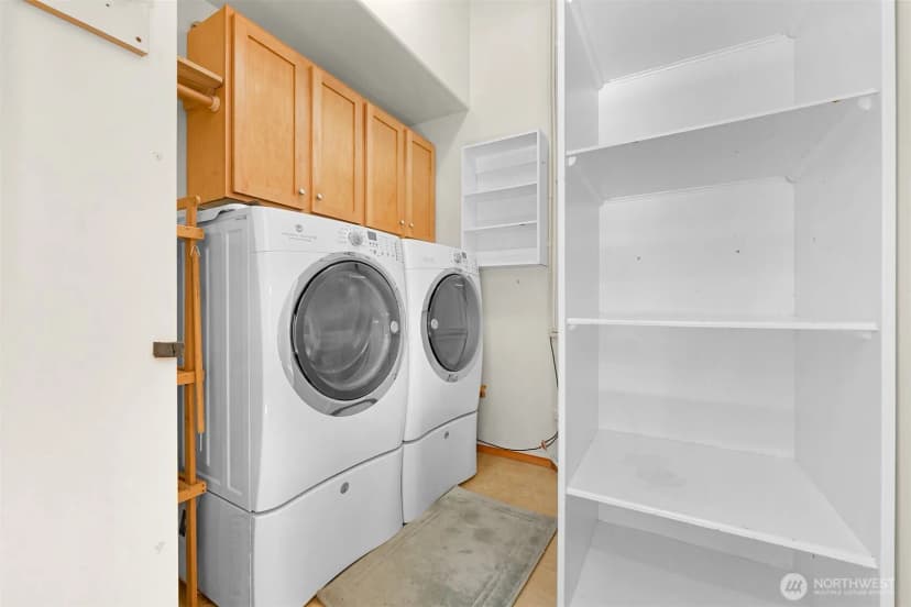 Property photo for 55 Lake Louise Drive, Bellingham photo 18