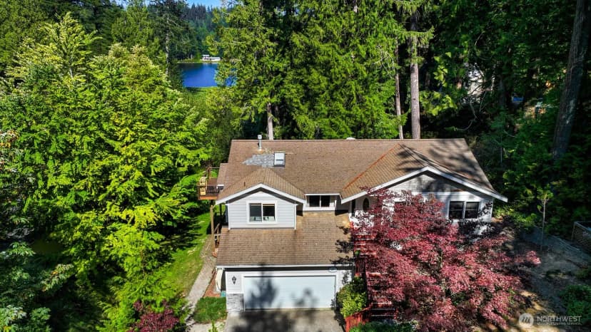 Property photo for 55 Lake Louise Drive, Bellingham photo 4