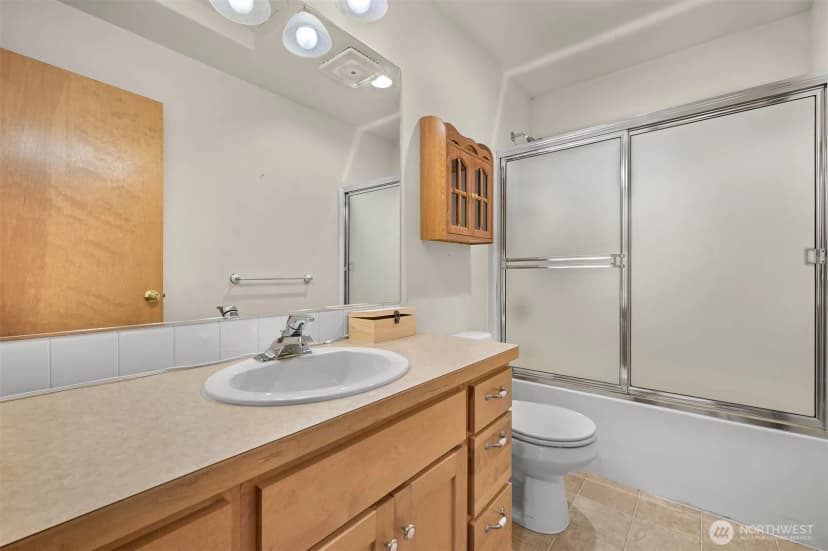Property photo for 55 Lake Louise Drive, Bellingham photo 27