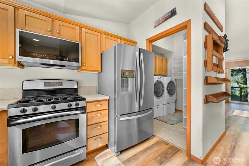 Property photo for 55 Lake Louise Drive, Bellingham photo 12