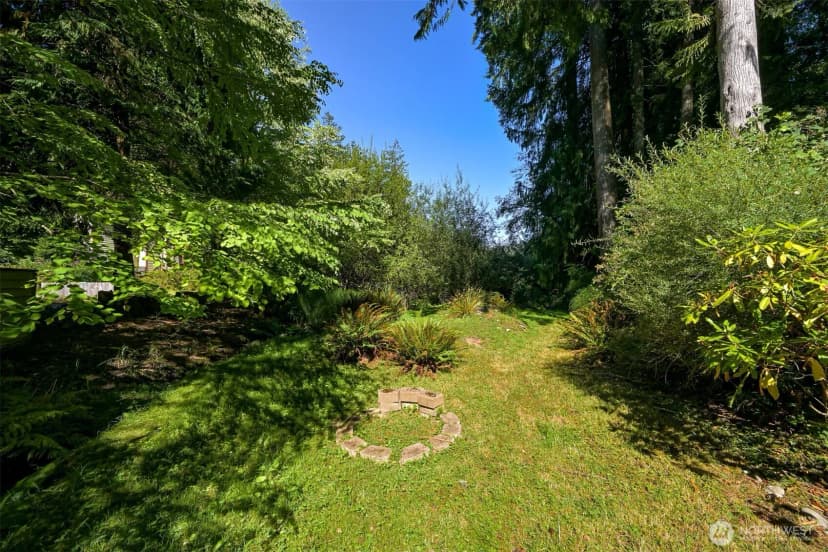 Property photo for 55 Lake Louise Drive, Bellingham photo 36