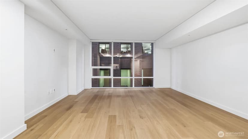Property photo for 121 Stewart Street #905, Seattle photo 6
