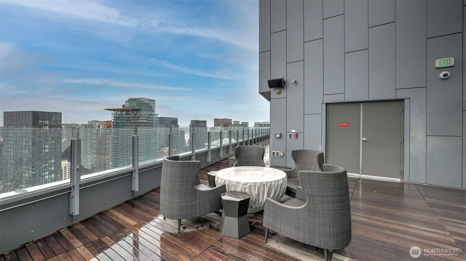 Property photo for 121 Stewart Street #905, Seattle photo 29