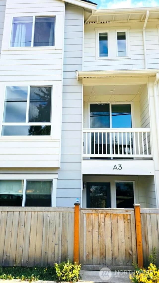 Property photo for 5118 164th Street Sw #a3, Edmonds