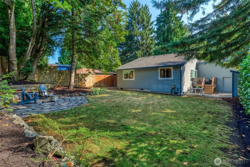 Property photo for 13715 26th Avenue Ne, Seattle photo 18