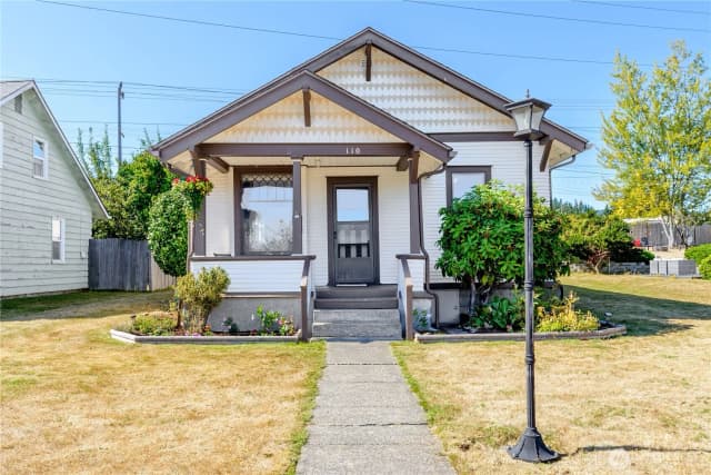 Property photo for 110 W 14th, Port Angeles