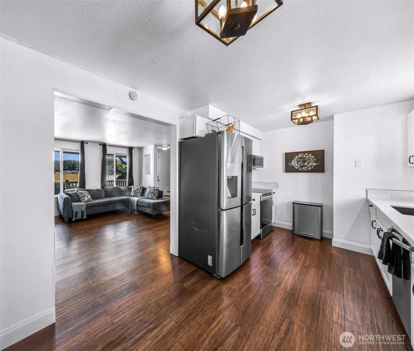 Property photo for 1015 S 25th Street, Mount Vernon photo 15