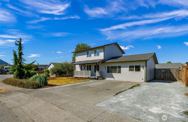 Property photo for 1015 S 25th Street, Mount Vernon