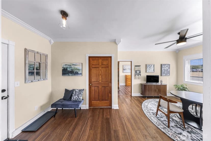 Property photo for 1015 S 25th Street, Mount Vernon photo 16