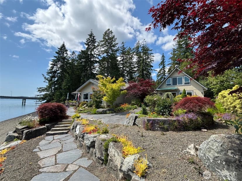 Property photo for 3451 E Pickering Road, Shelton