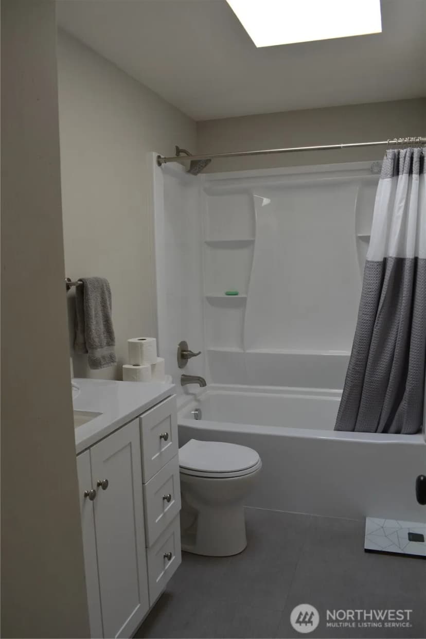 Property photo for 520 Sw 4th Avenue Sw, Oak Harbor photo 15