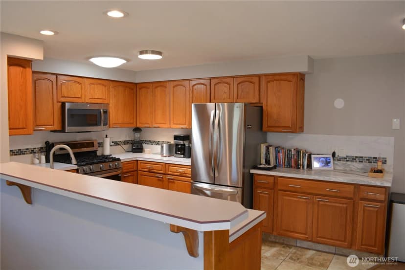 Property photo for 520 Sw 4th Avenue Sw, Oak Harbor photo 11
