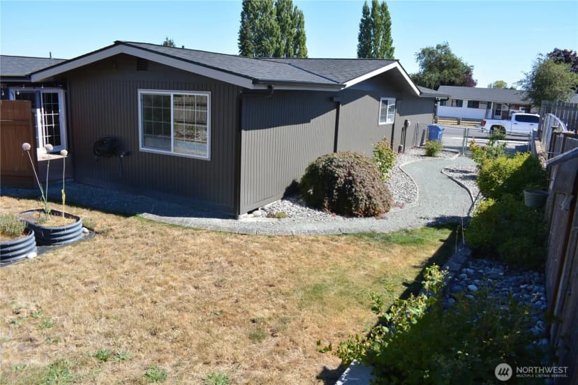 Property photo for 520 Sw 4th Avenue Sw, Oak Harbor photo 22