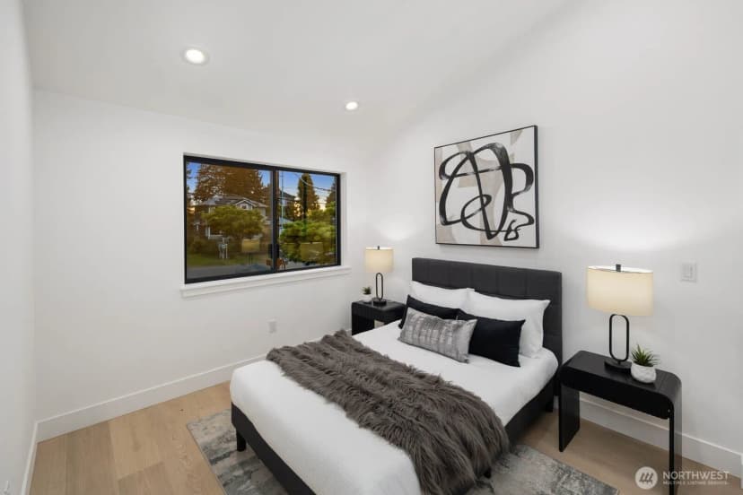 Property photo for 9024 Corliss Avenue N #b, Seattle photo 18