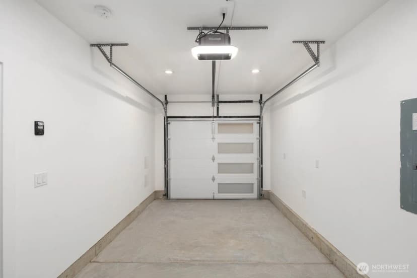 Property photo for 9024 Corliss Avenue N #b, Seattle photo 22
