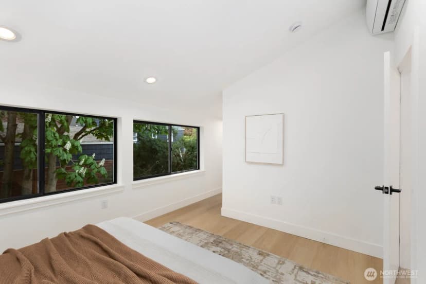 Property photo for 9026 Corliss Avenue N, Seattle photo 15