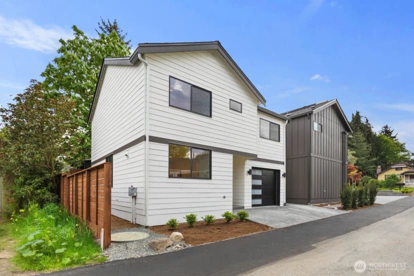 Property photo for 9026 Corliss Avenue N, Seattle photo 21