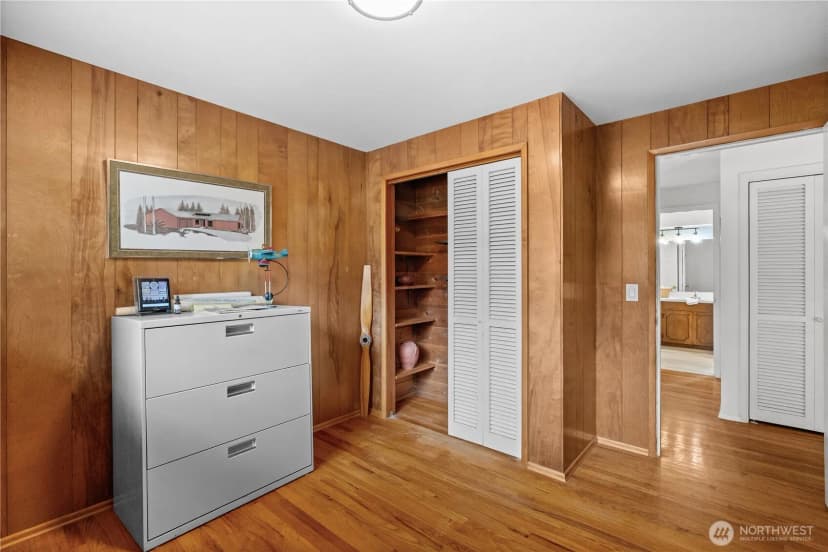 Property photo for 780 Greenoch Loop, Oak Harbor photo 16