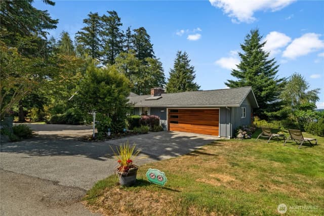 Property photo for 780 Greenoch Loop, Oak Harbor photo 3