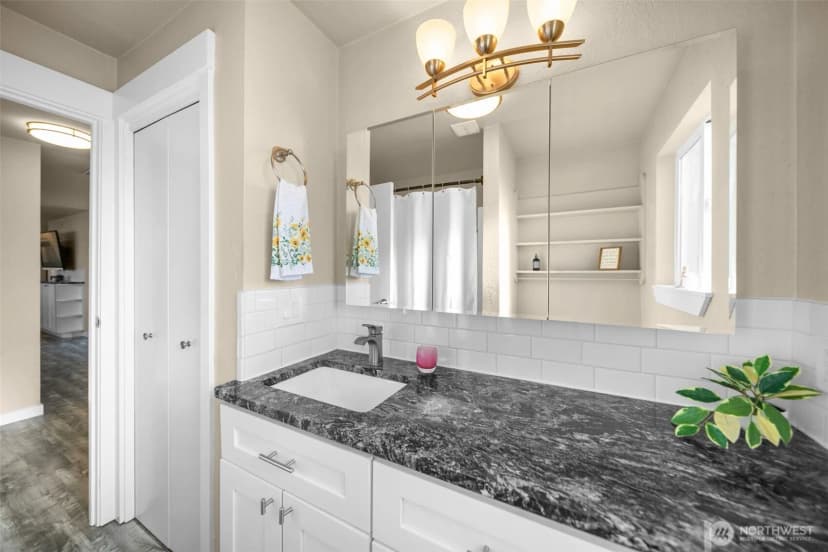 Property photo for 1020 S Van Sickle, East Wenatchee photo 16