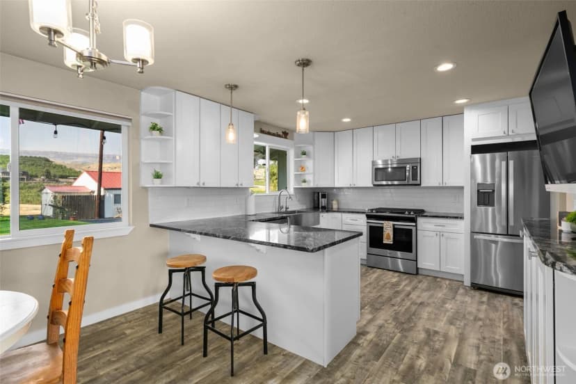 Property photo for 1020 S Van Sickle, East Wenatchee photo 5
